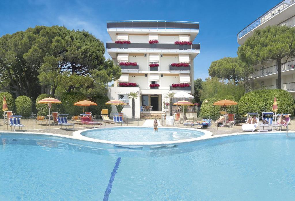 Bertha Hotel 3*