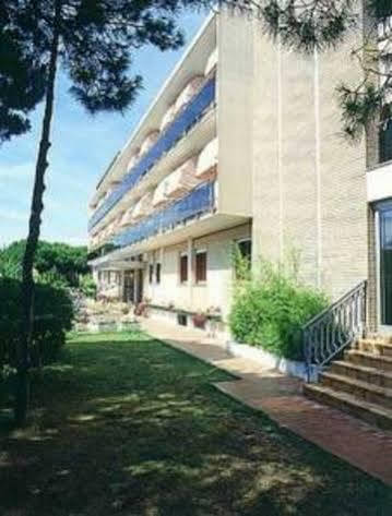 Bertha Hotel 3*