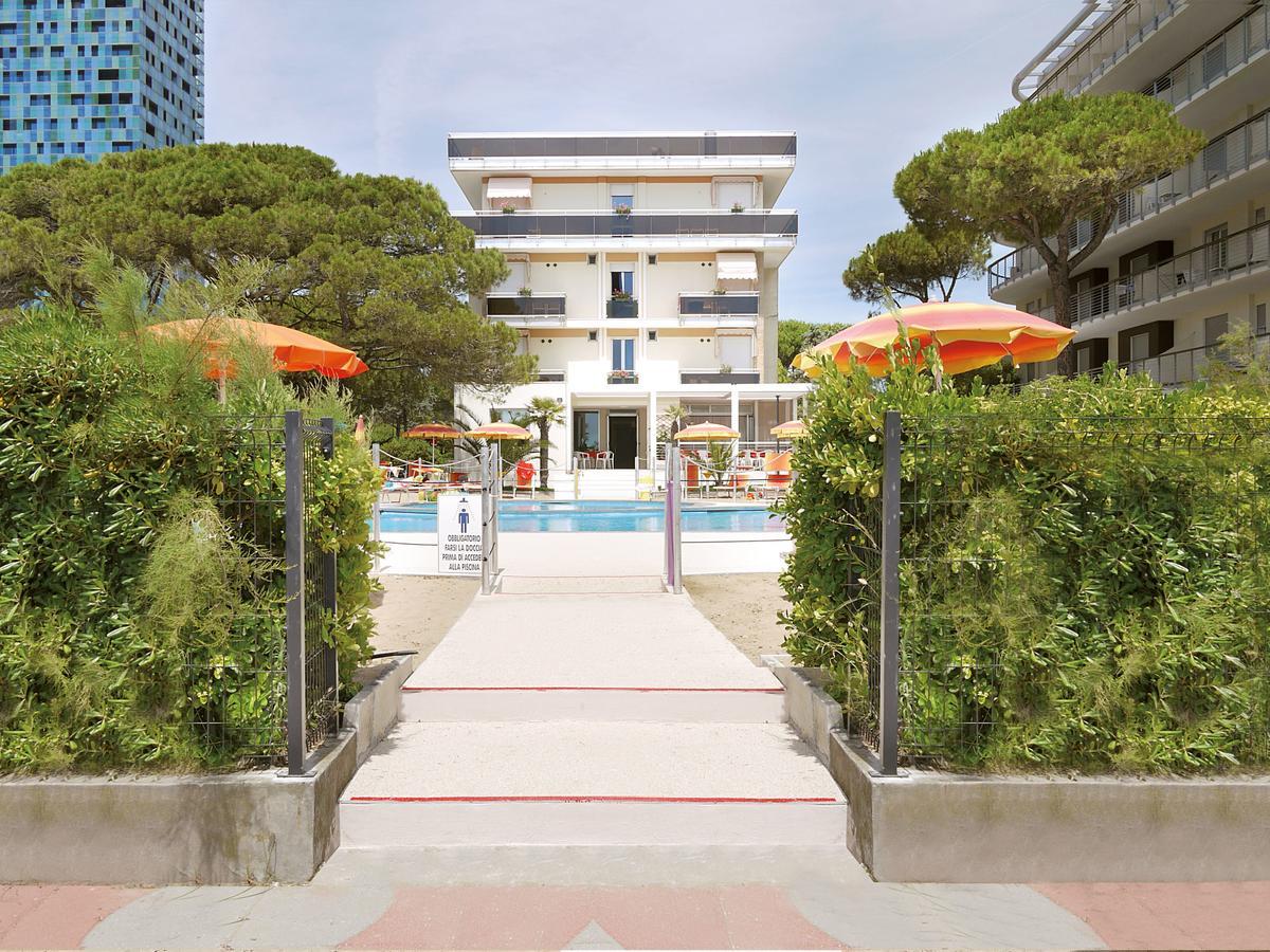 Hotel Bertha Fronte Mare 3*